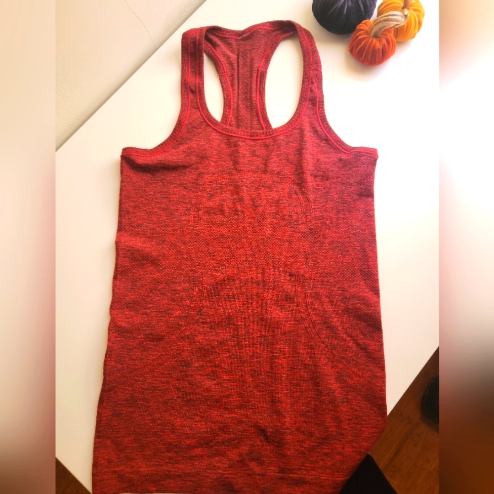 Lululemon red top